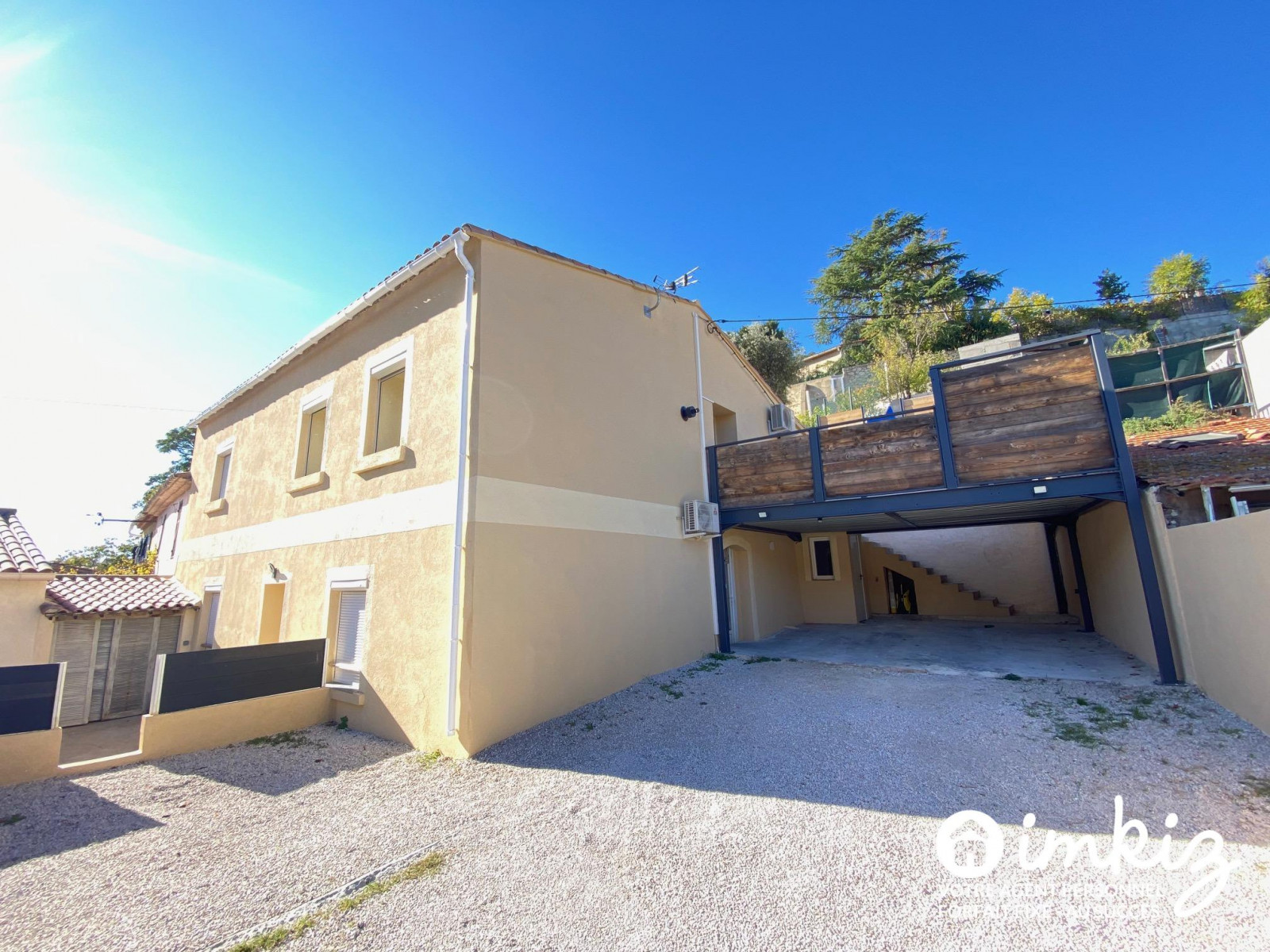 
                                                Vente
                                                 Maison 6 pièces jardin