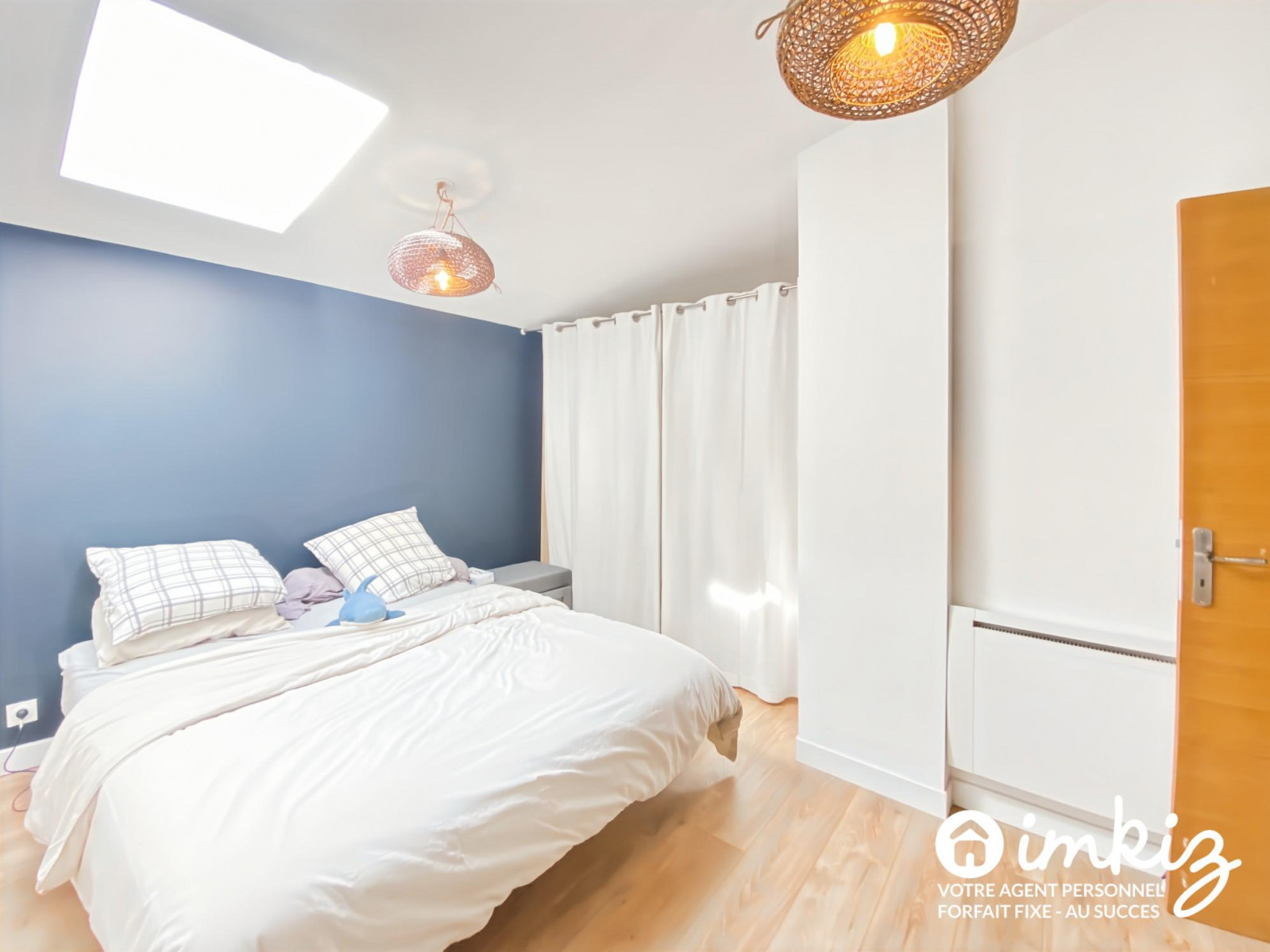 
                                                Vente
                                                 Maison 6 pièces jardin