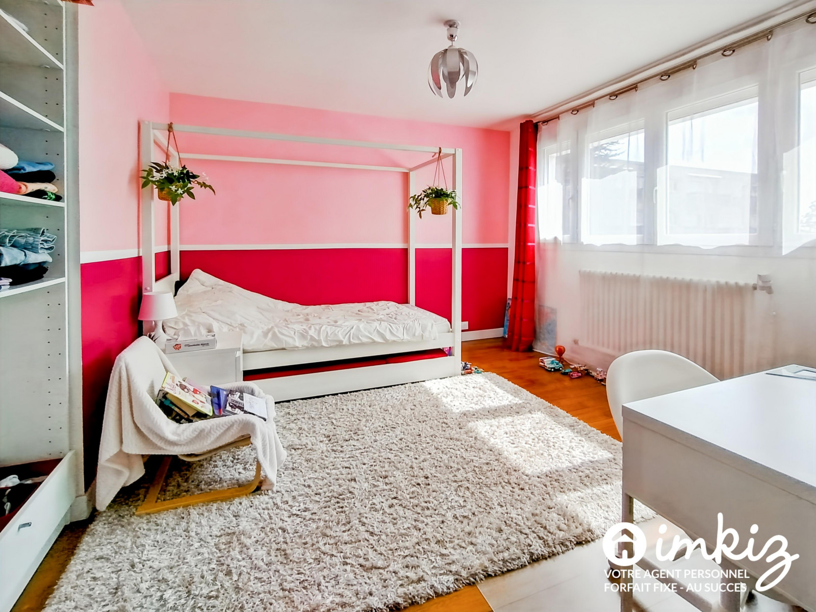 
                                                Vente
                                                 Maison 6 pièces rénovée