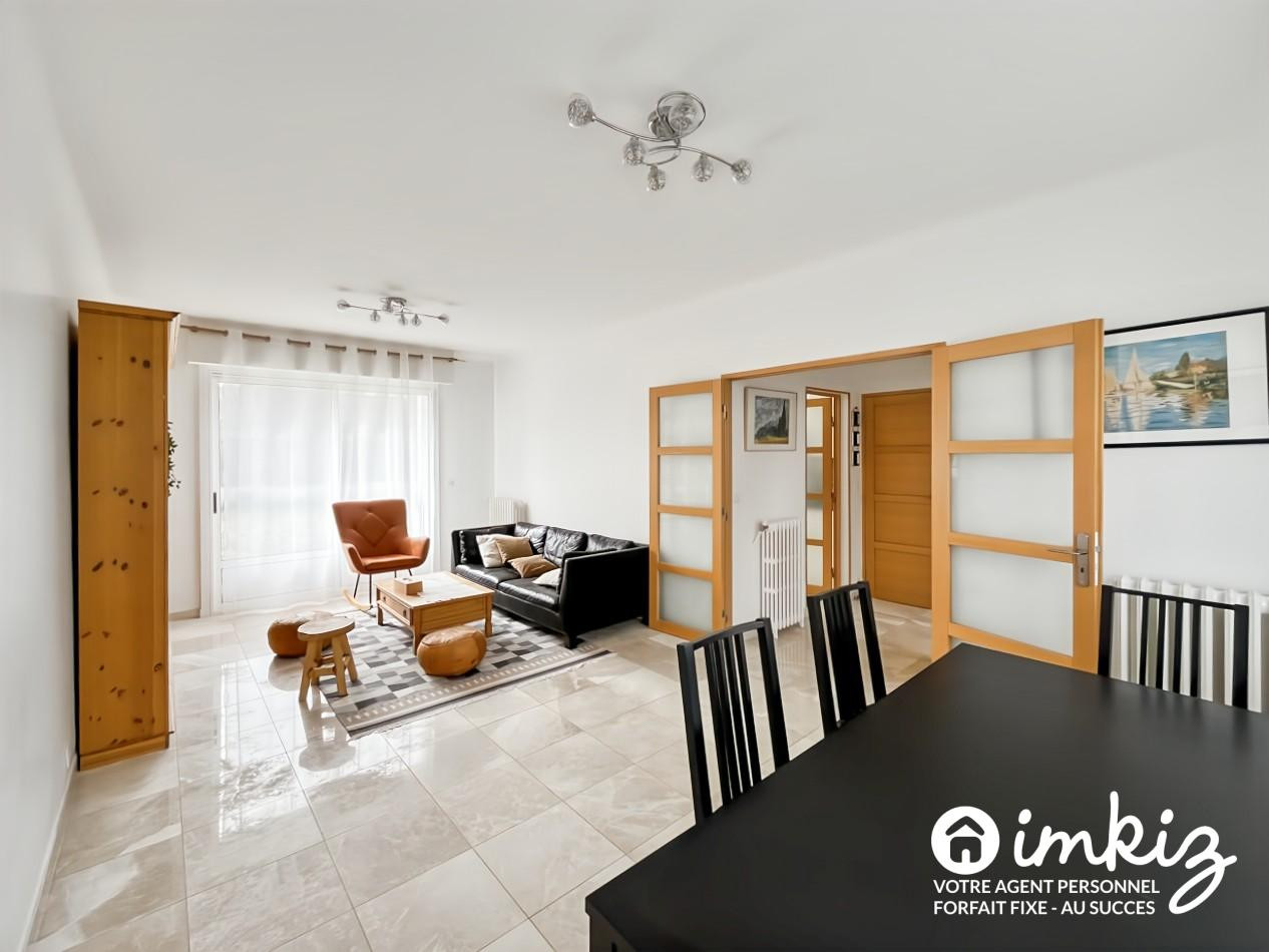 
                                                Vente
                                                 Maison 6 pièces rénovée avec garage - piscinable