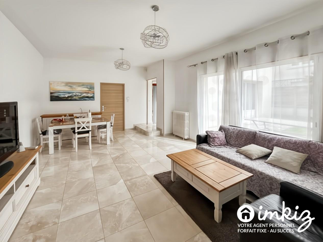 
                                                Vente
                                                 Maison 6 pièces rénovée avec garage - piscinable