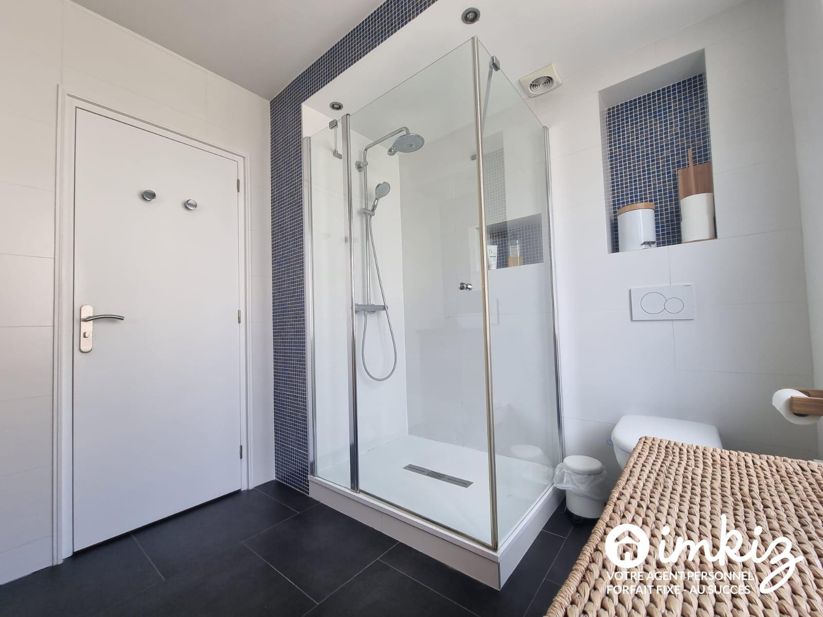 
                                                Vente
                                                 Maison 6 pièces rénovée, centre ville, RER 5 min