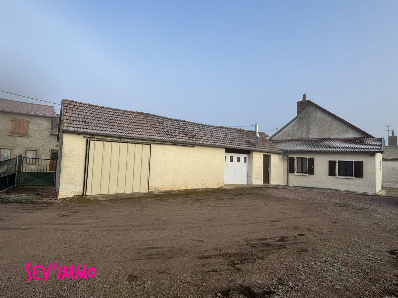 
                                                Vente
                                                 Maison 64 m2 habitables avec dépendances