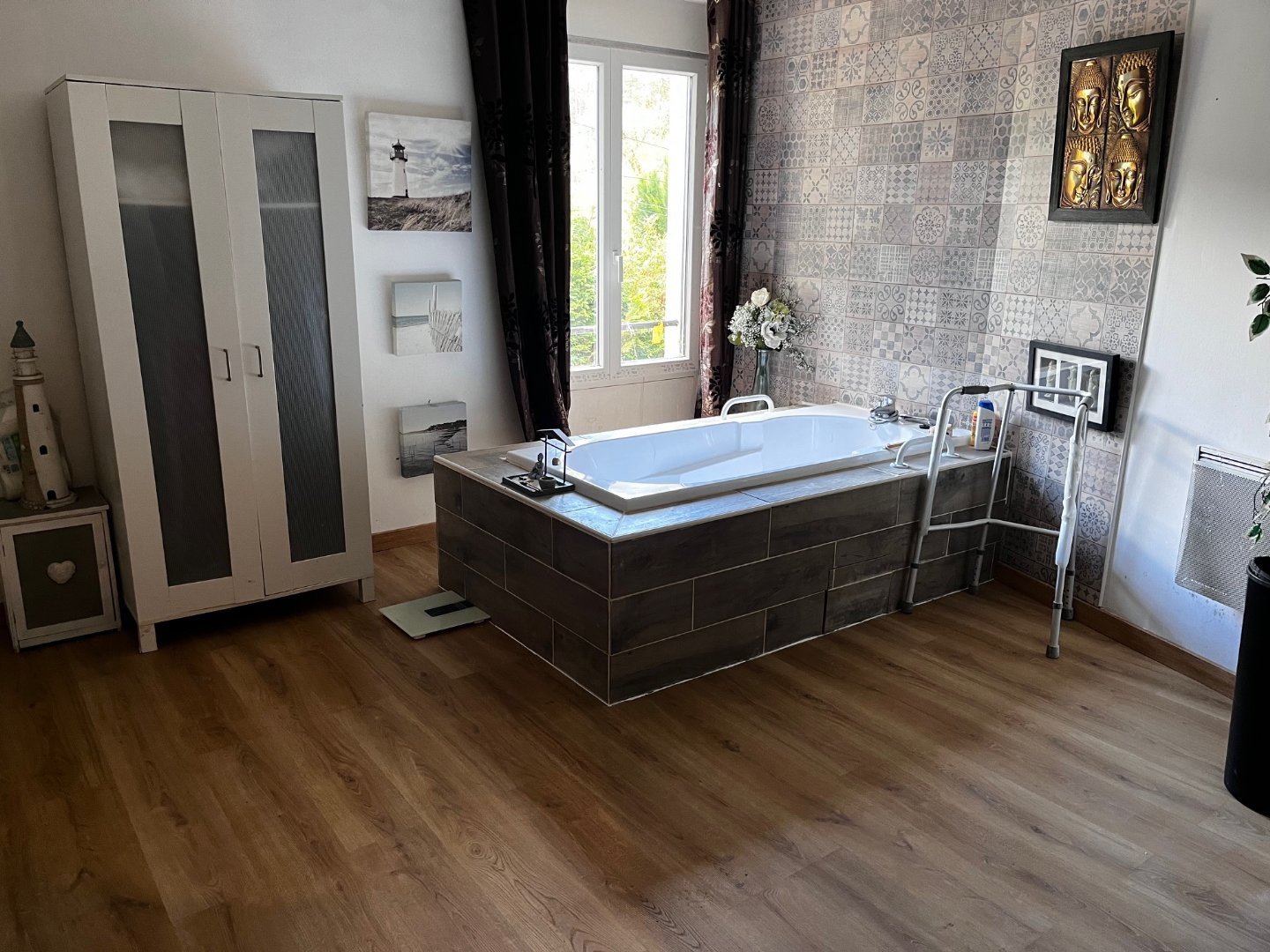 
                                                Vente
                                                 Maison 65 m2 avec deux garages, jardin 461 m2
