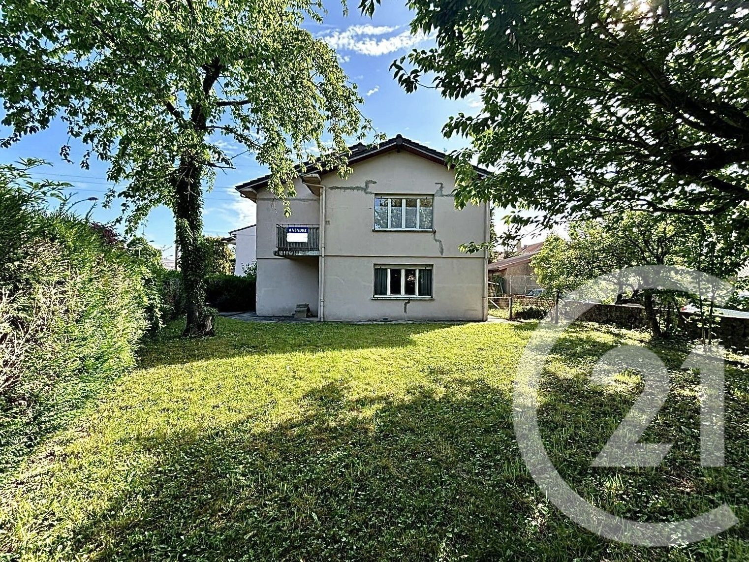 
                                                Vente
                                                 maison