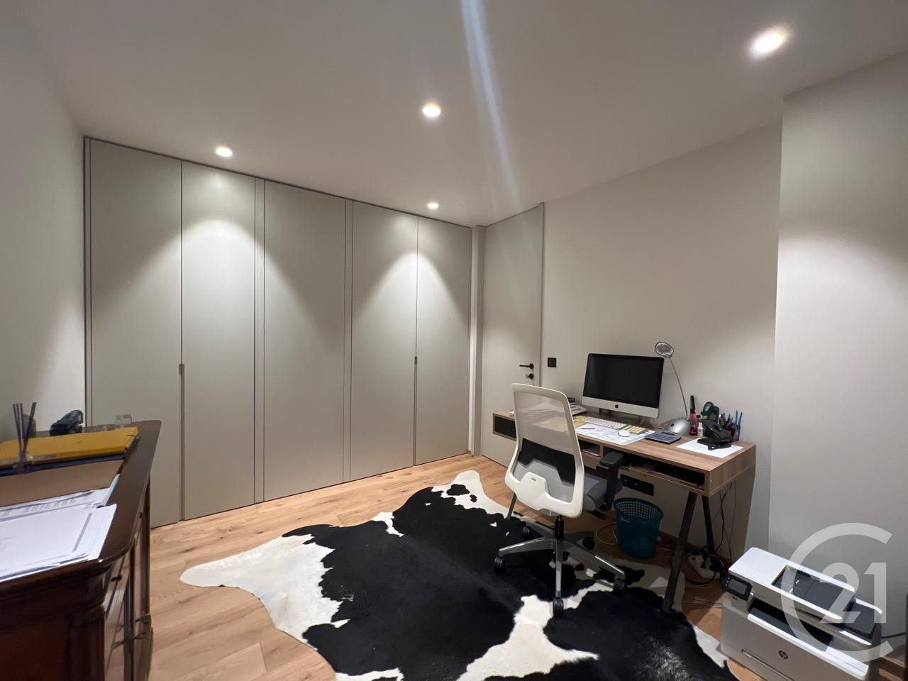 
                                                Vente
                                                 maison