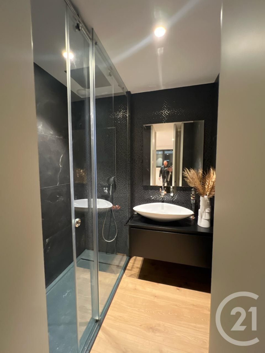 
                                                Vente
                                                 maison