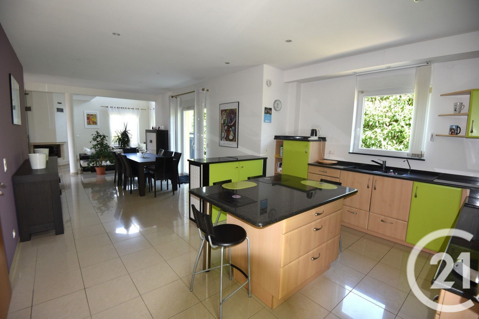 
                                                Vente
                                                 maison