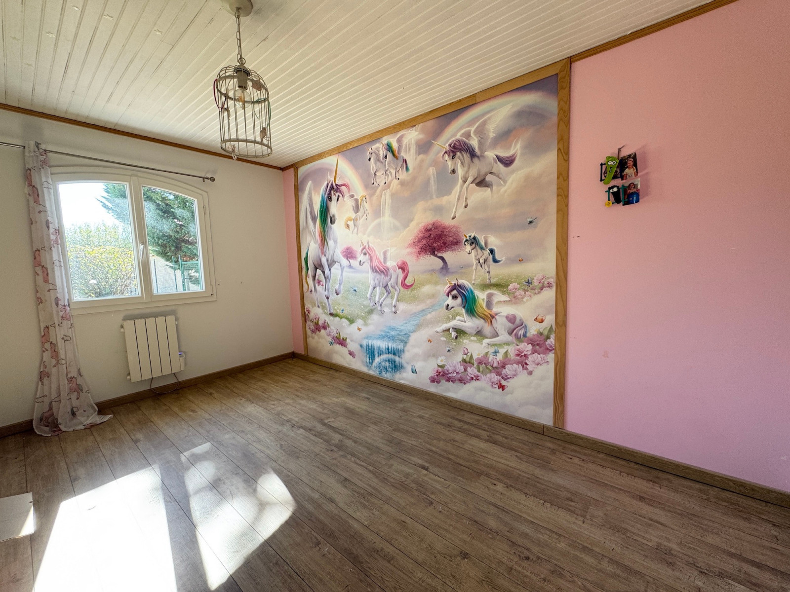 
                                                Vente
                                                 Maison 7 pièces - 246m2