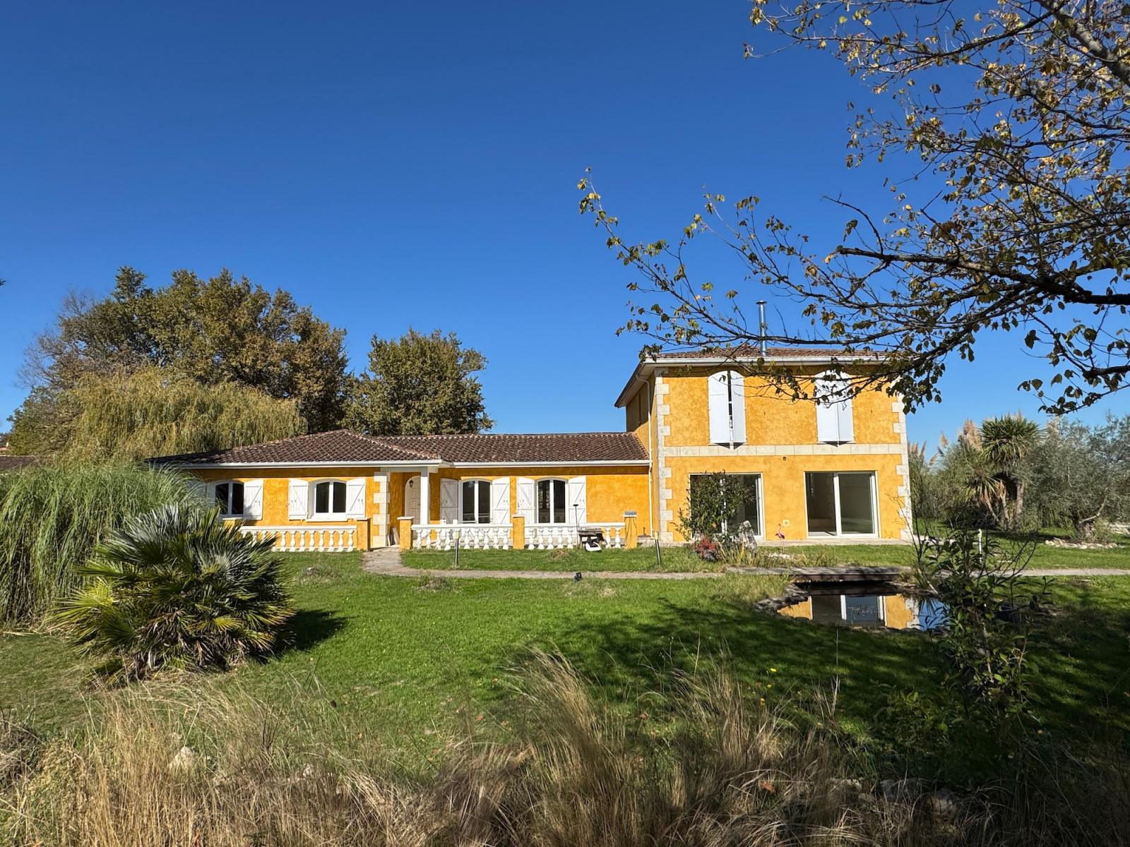 
                                                Vente
                                                 Maison 7 pièces - 246m2