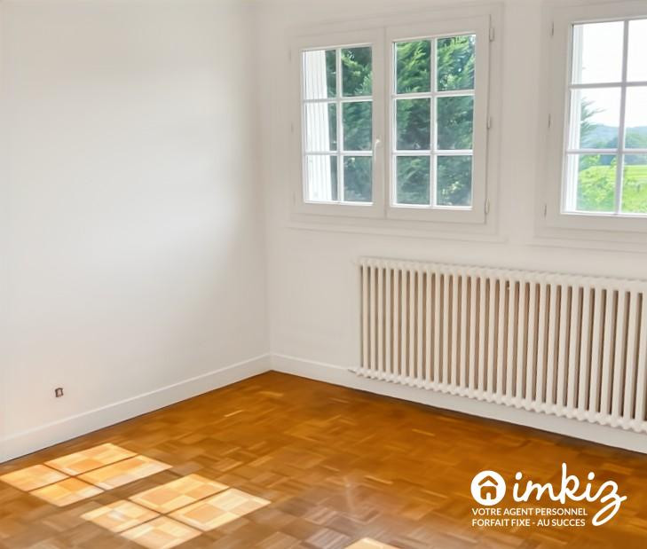 
                                                Vente
                                                 Maison 7 pièces
