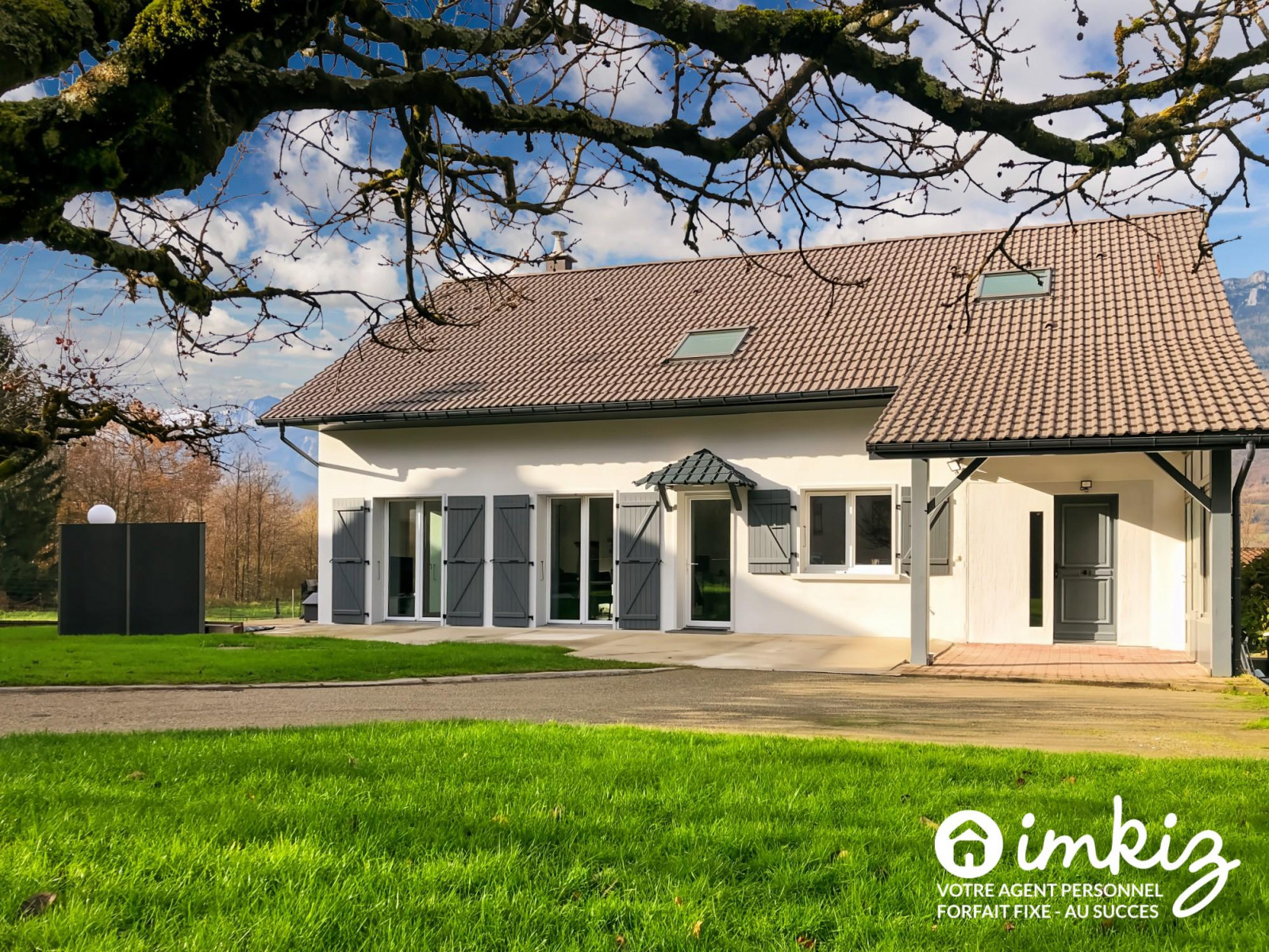 
                                                Vente
                                                 Maison 7 pièces