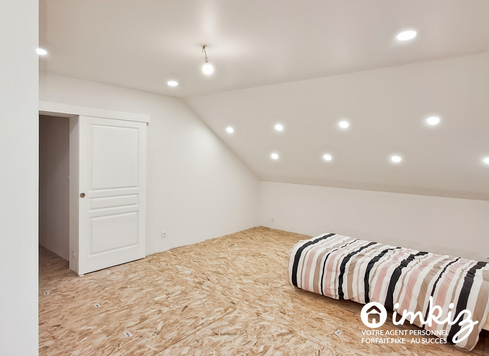 
                                                Vente
                                                 Maison 7 pièces