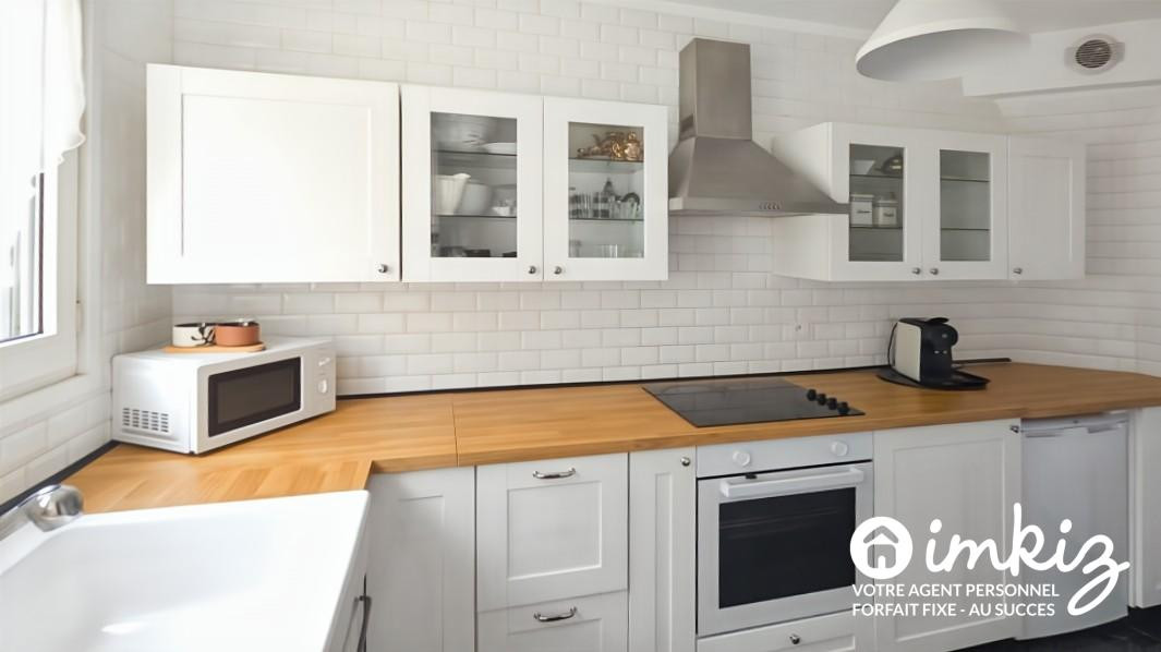 
                                                Vente
                                                 Maison 7 pièces