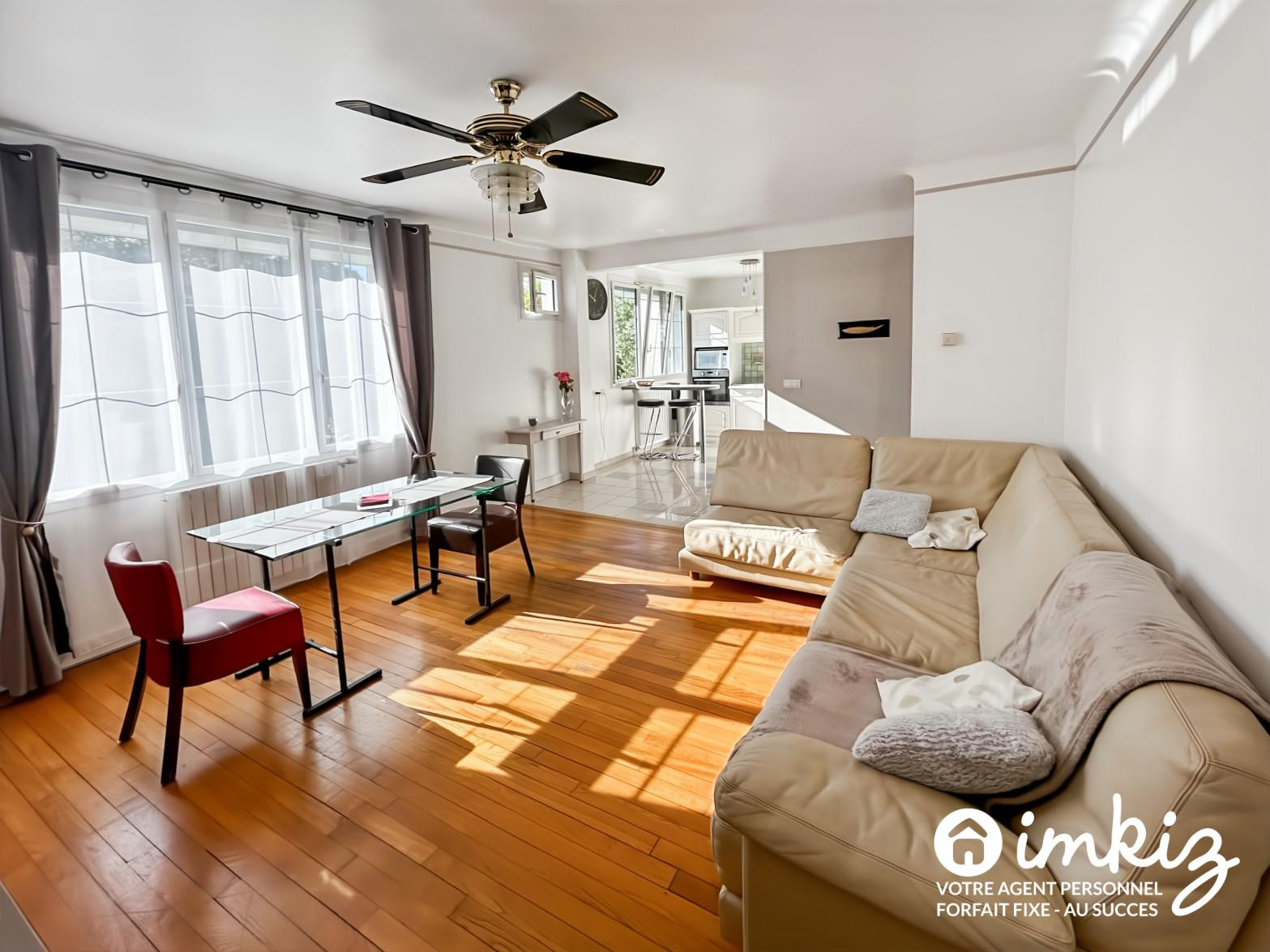 
                                                Vente
                                                 Maison 7 pièces