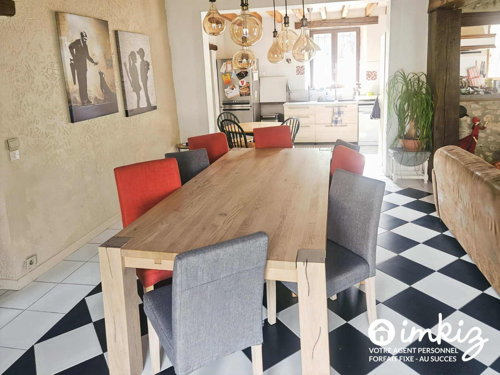 
                                                Vente
                                                 Maison 7 pièces