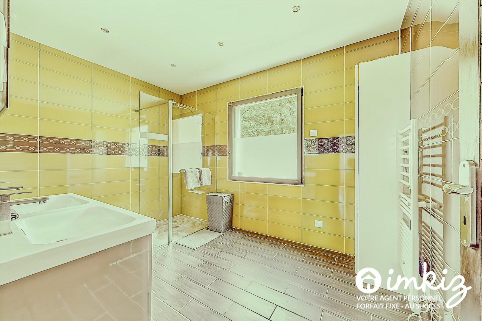 
                                                Vente
                                                 Maison 7 pièces