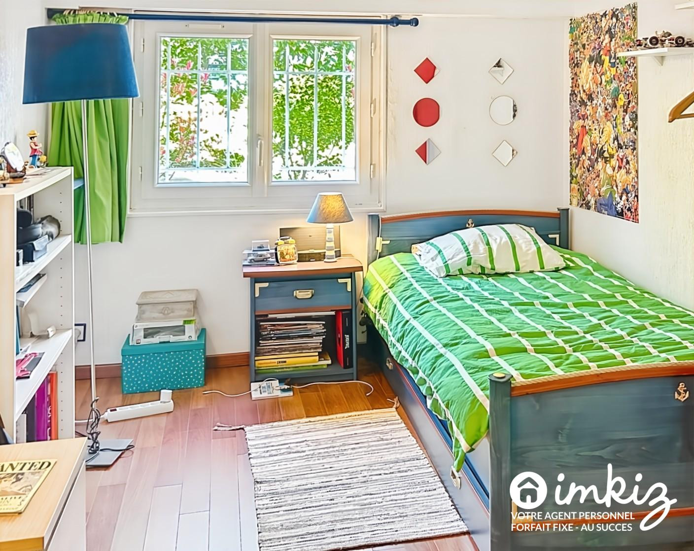 
                                                Vente
                                                 Maison 7 pièces