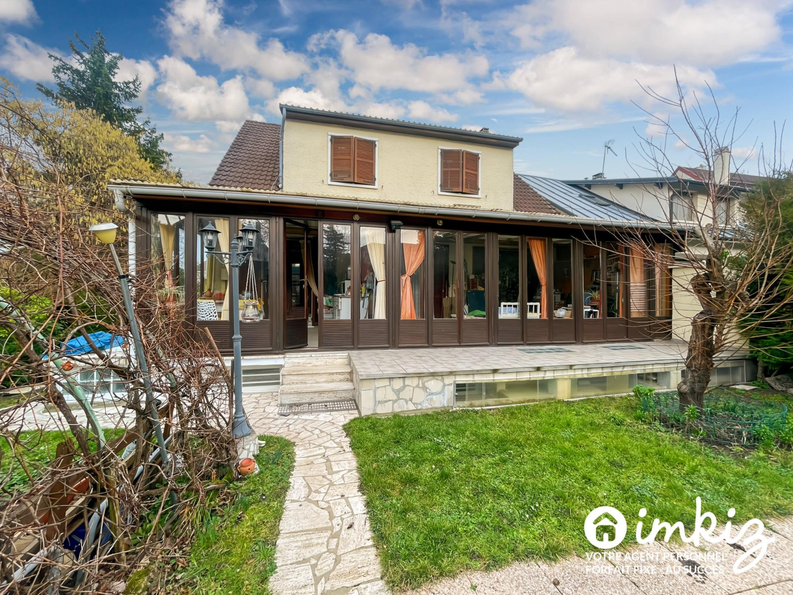 
                                                Vente
                                                 Maison 7 pièces