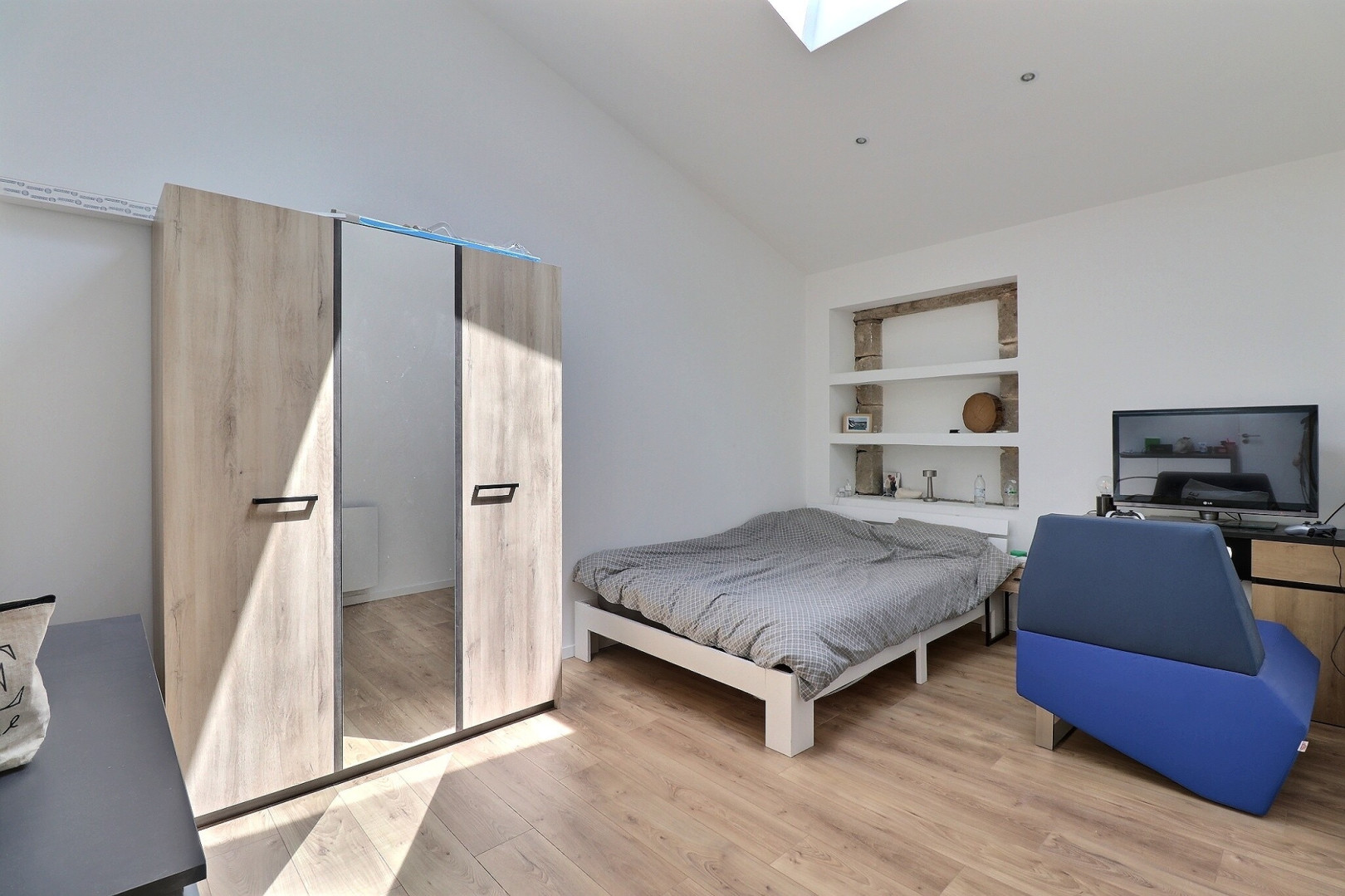 
                                                Vente
                                                 Maison 7 pièces