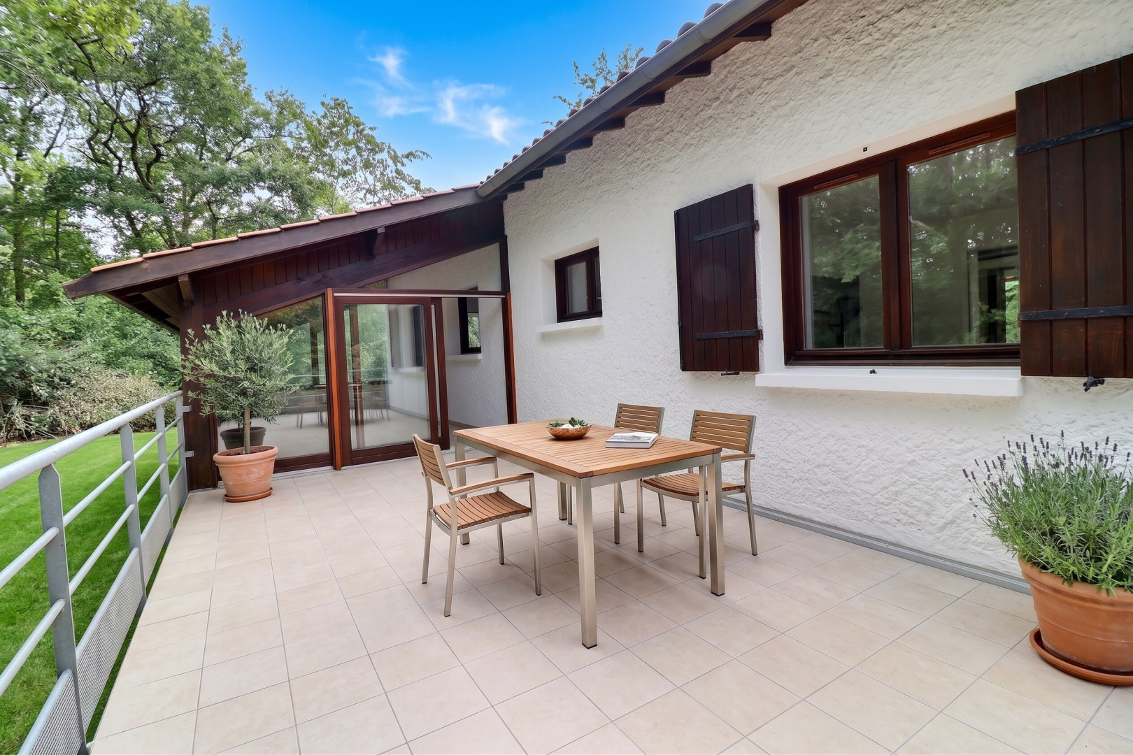 
                                                Vente
                                                 Maison 7 pièces