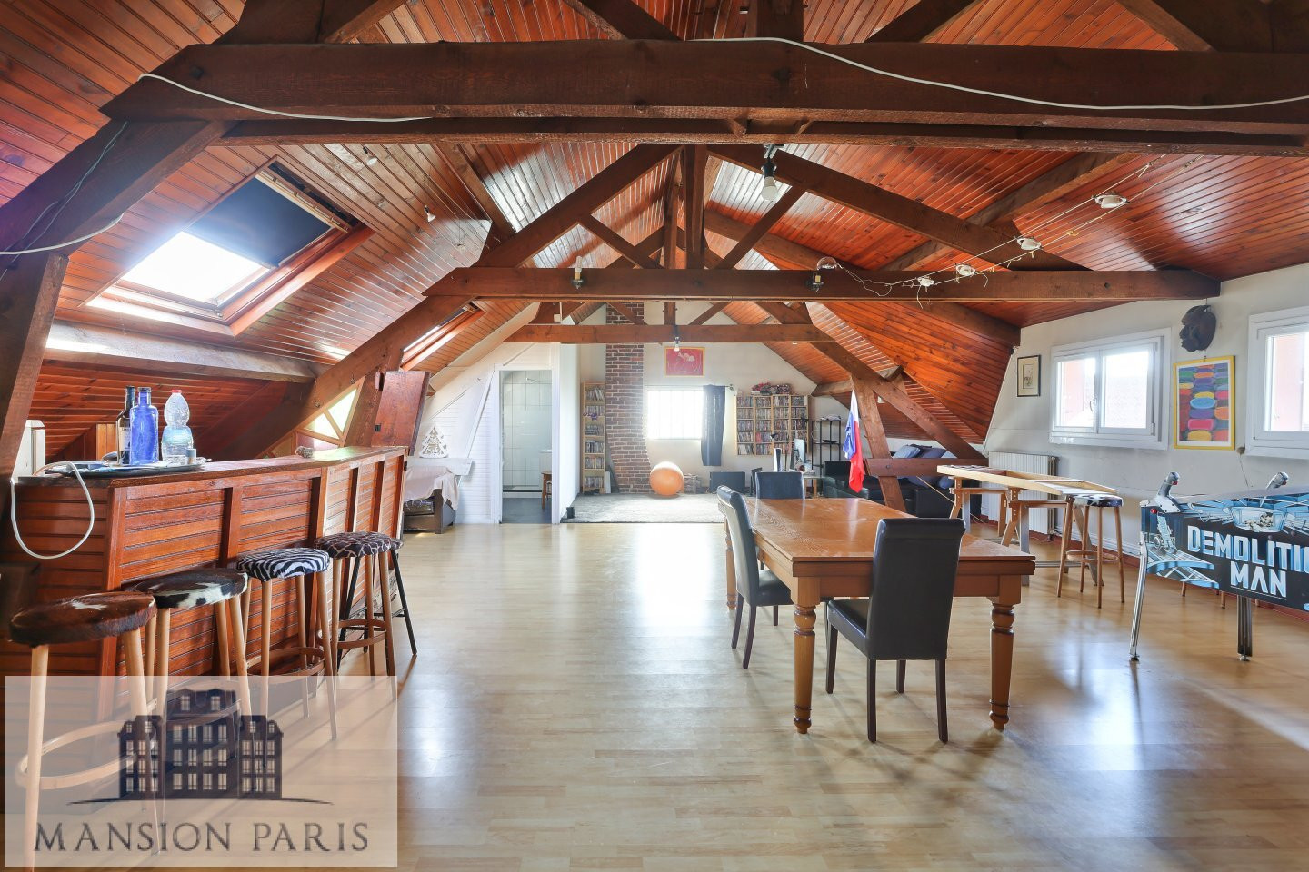 
                                                Vente
                                                 Maison 7 pièces