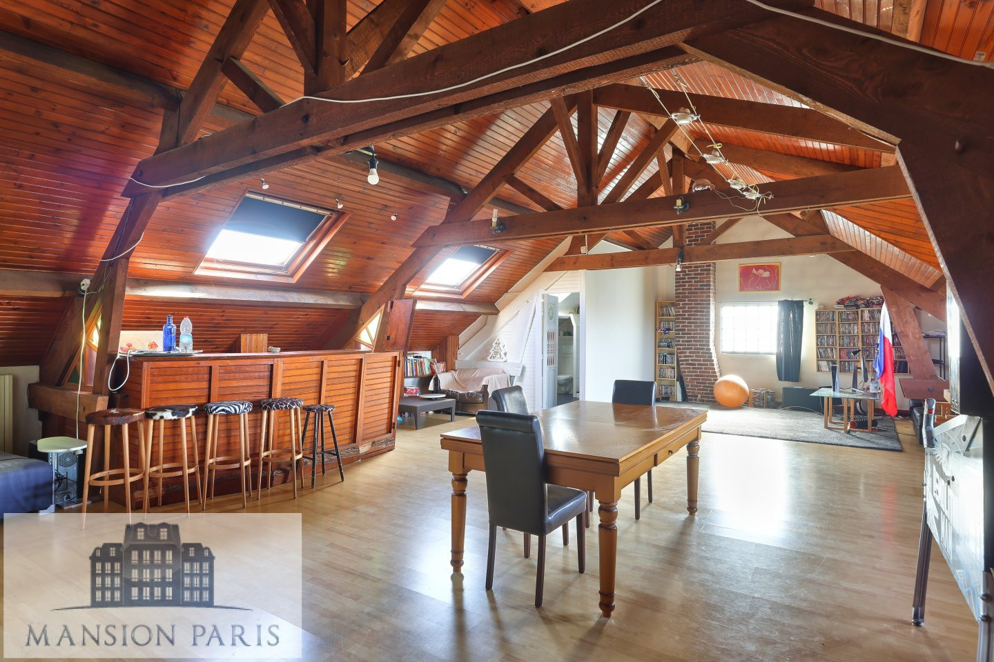 
                                                Vente
                                                 Maison 7 pièces