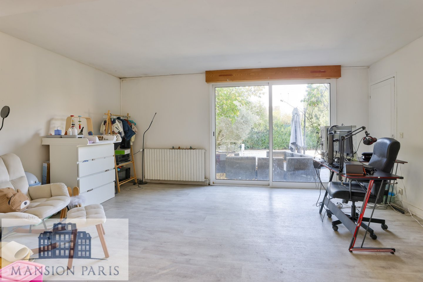 
                                                Vente
                                                 Maison 7 pièces