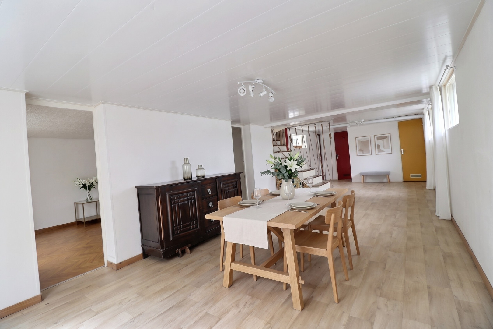 
                                                Vente
                                                 Maison 7 pièces