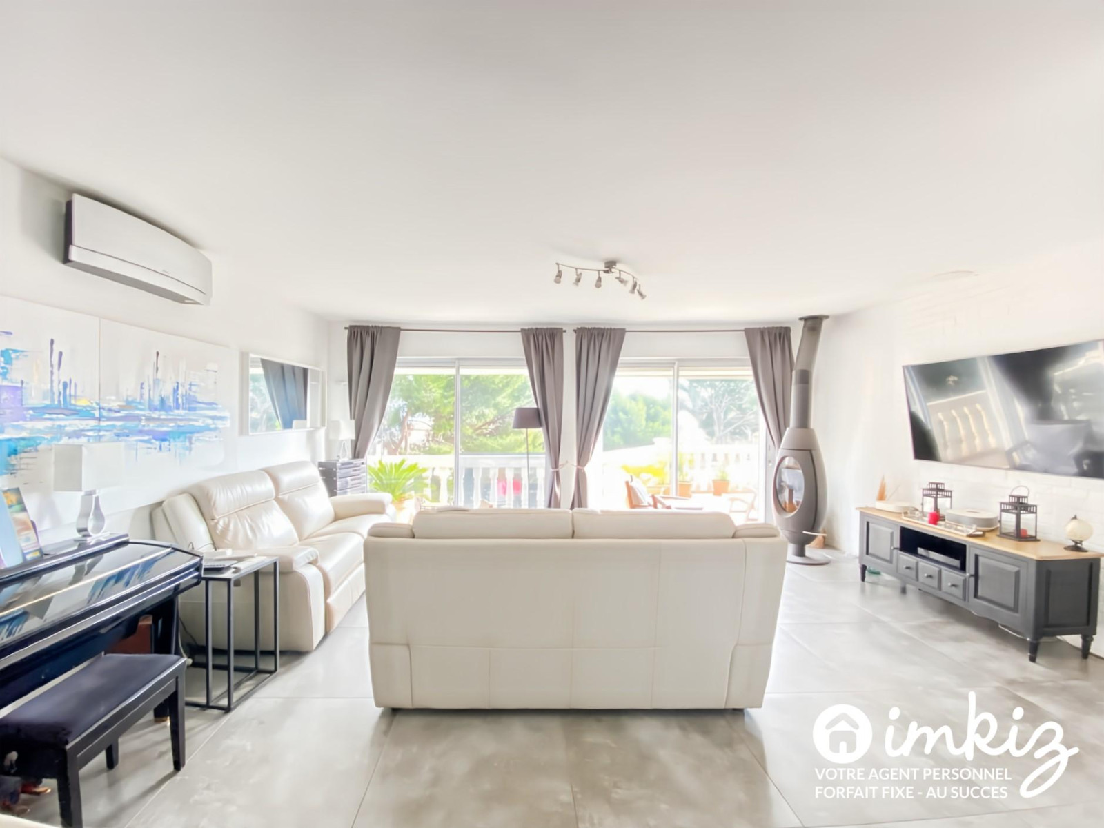 
                                                Vente
                                                 Maison 7 pièces
