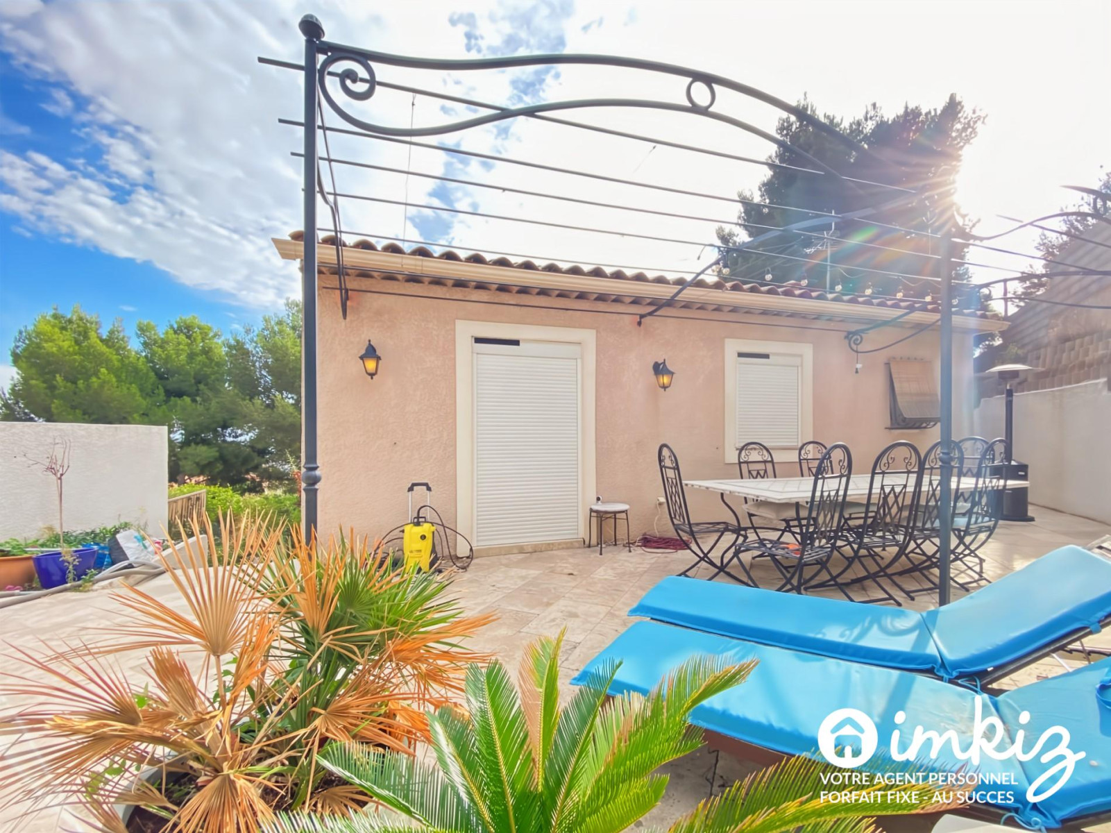 
                                                Vente
                                                 Maison 7 pièces