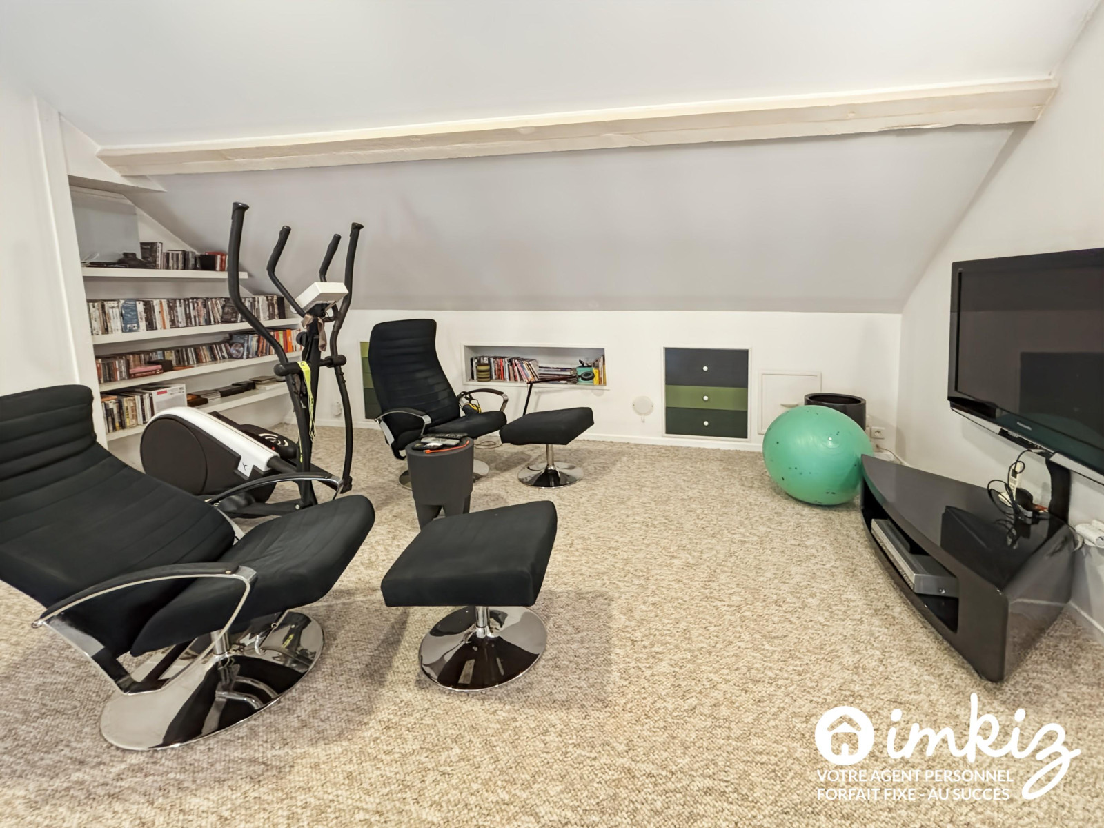 
                                                Vente
                                                 Maison 7 pièces