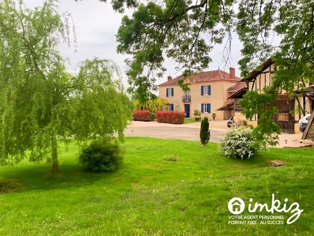 
                                                Vente
                                                 Maison 7 pièces