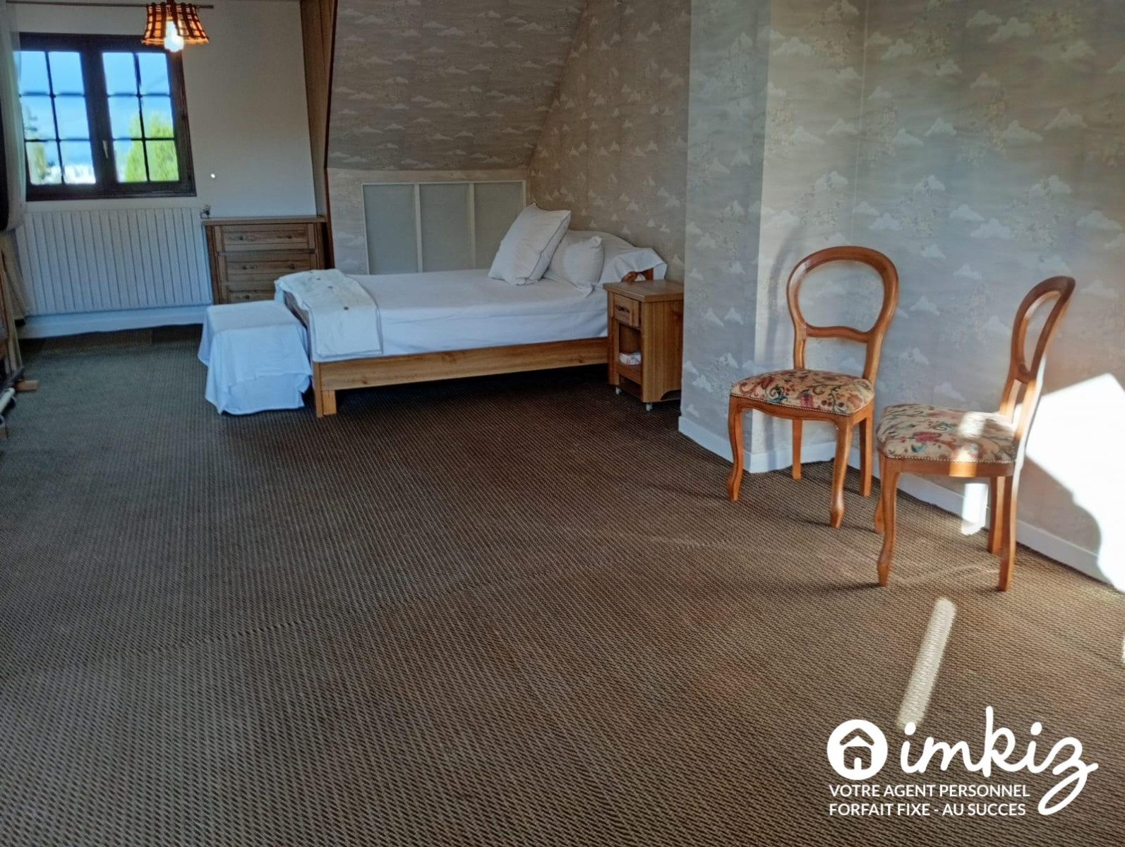 
                                                Vente
                                                 Maison 7 pièces