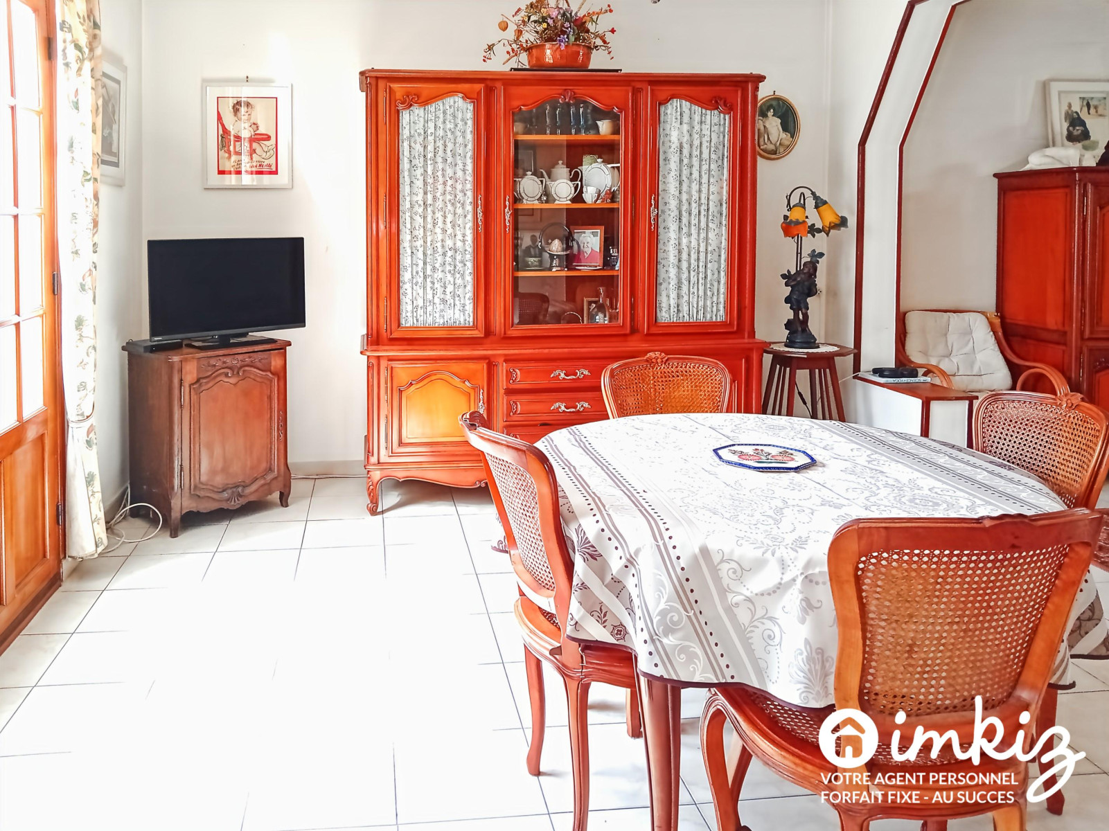 
                                                Vente
                                                 Maison 7 pièces
