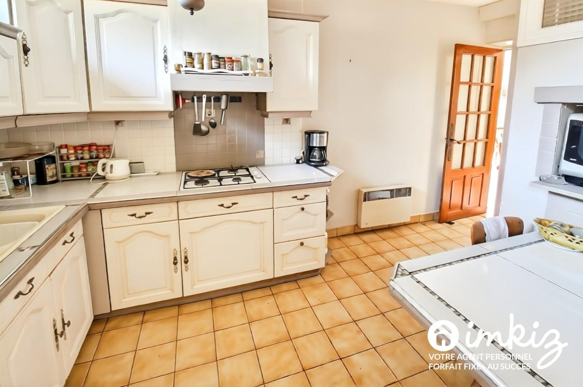 
                                                Vente
                                                 Maison 7 pièces