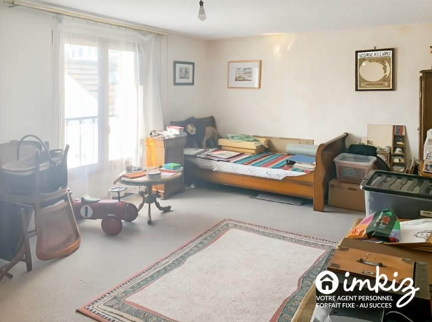 
                                                Vente
                                                 Maison 7 pièces