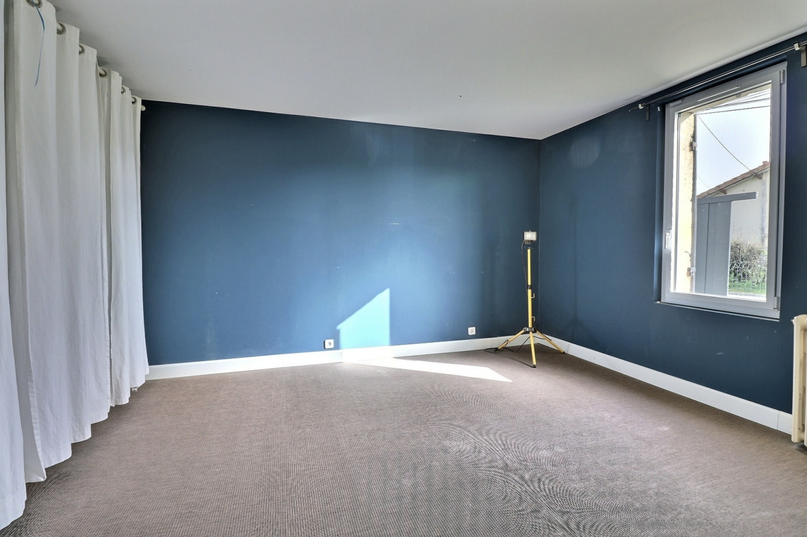 
                                                Vente
                                                 Maison 7 pièces
