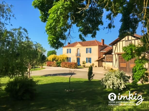 
                                                Vente
                                                 Maison 7 pièces