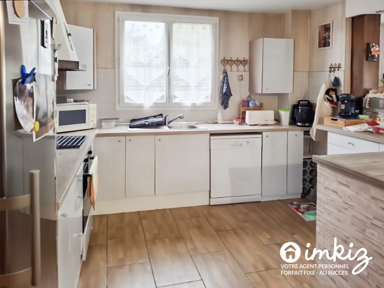 
                                                Vente
                                                 Maison 7 pièces