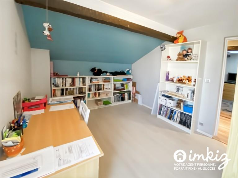 
                                                Vente
                                                 Maison 7 pièces