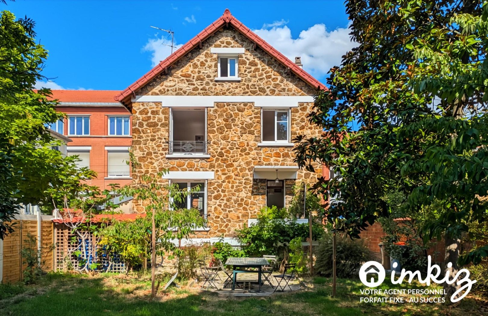 
                                                Vente
                                                 Maison 7 pièces