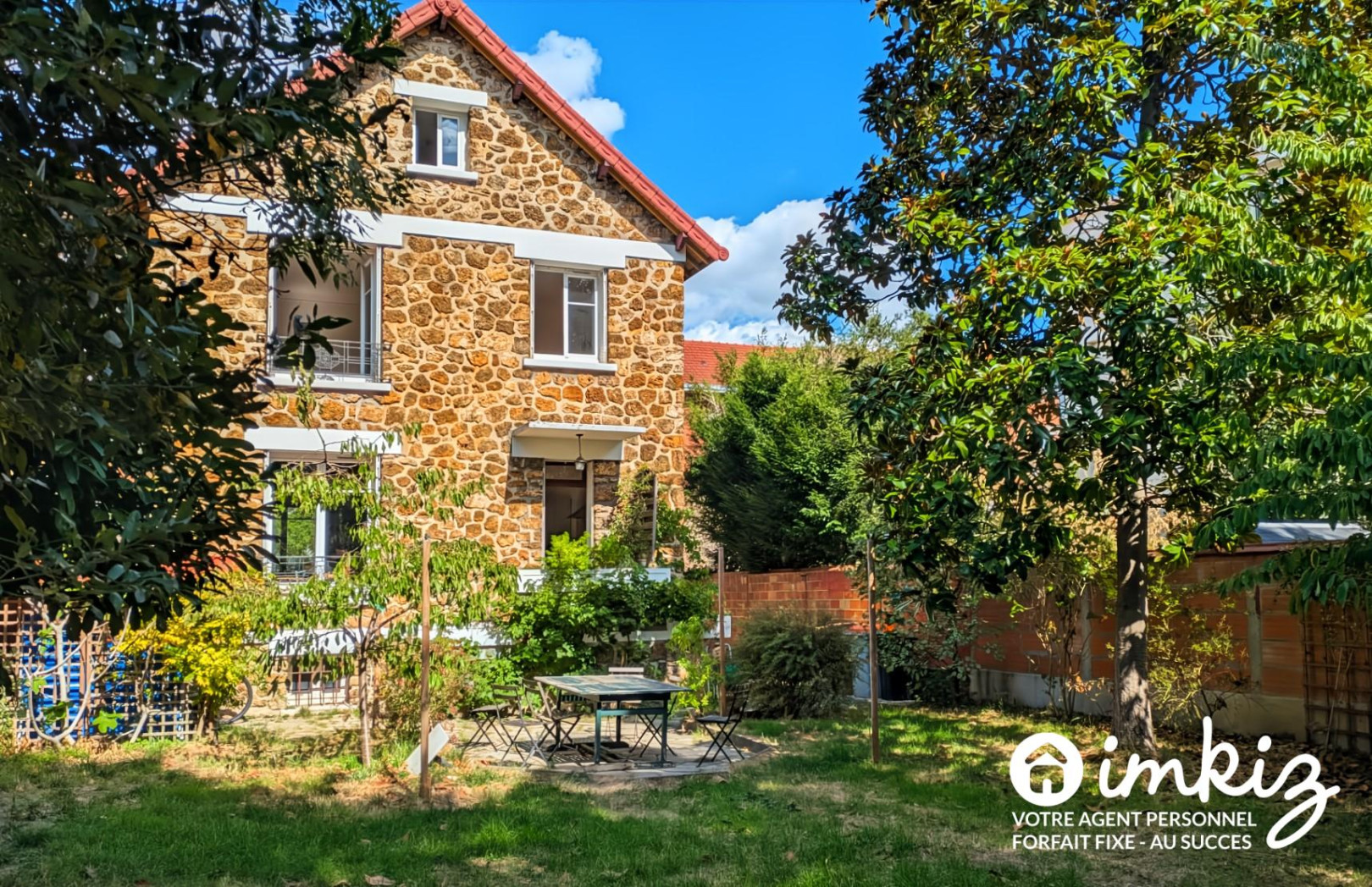 
                                                Vente
                                                 Maison 7 pièces