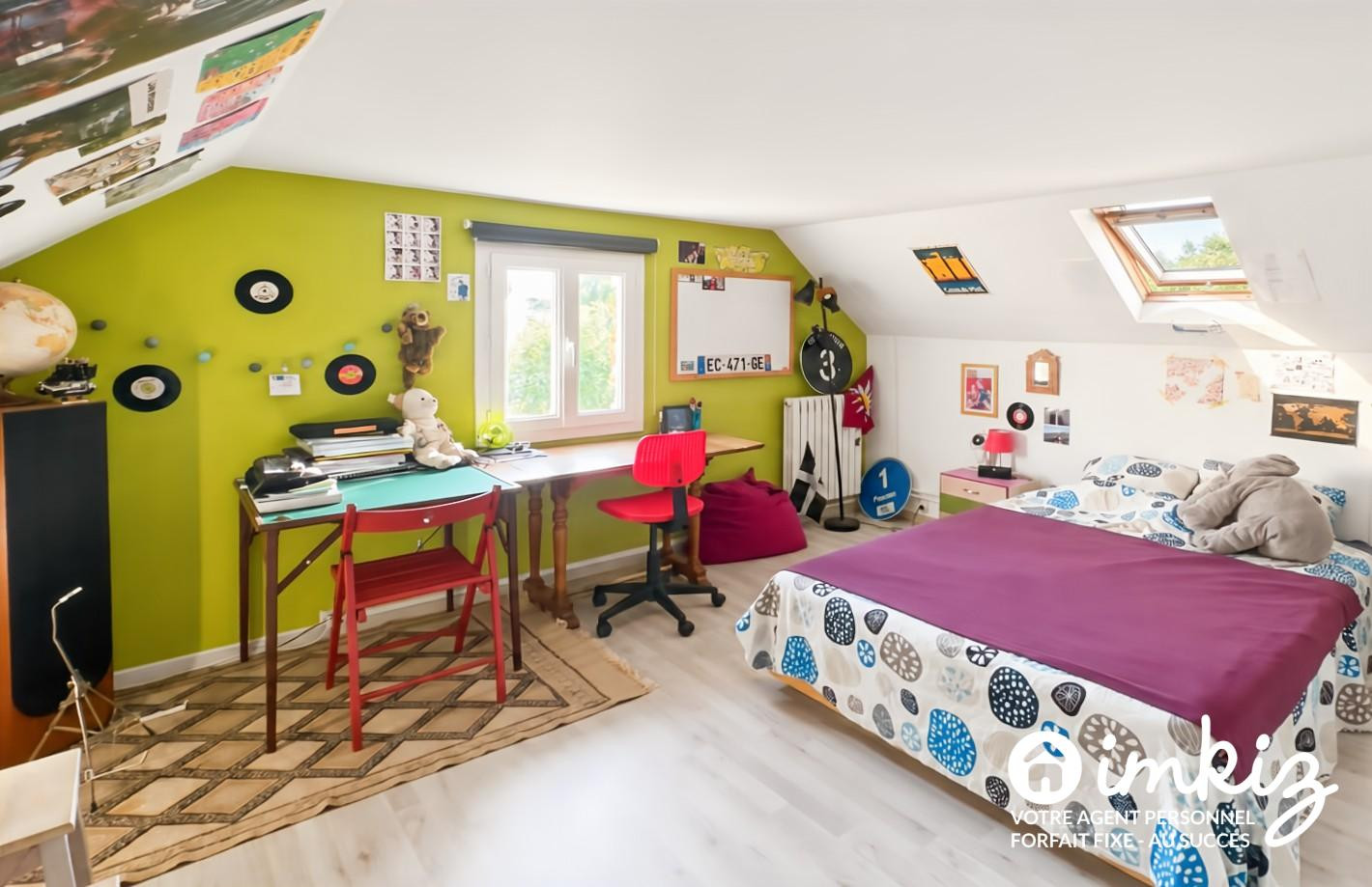 
                                                Vente
                                                 Maison 7 pièces