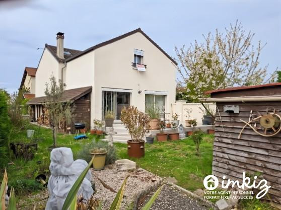 
                                                Vente
                                                 Maison 7 pièces
