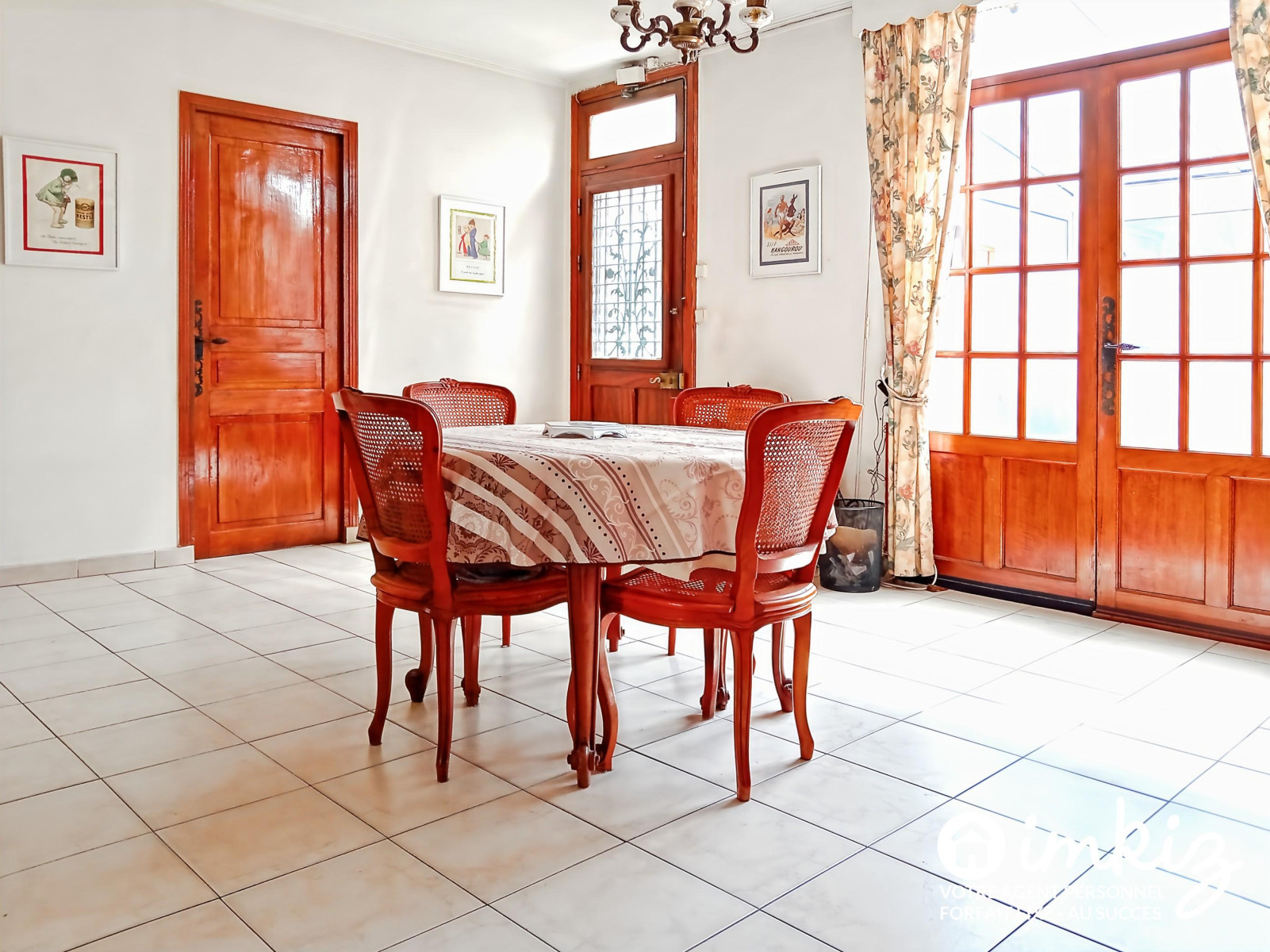 
                                                Vente
                                                 Maison 7 pièces