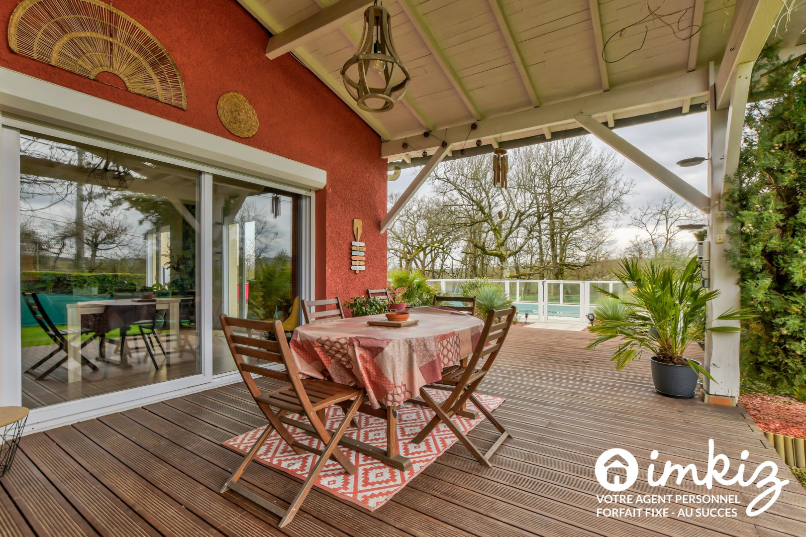 
                                                Vente
                                                 Maison 7 pièces avec dépendance et pigeonnier