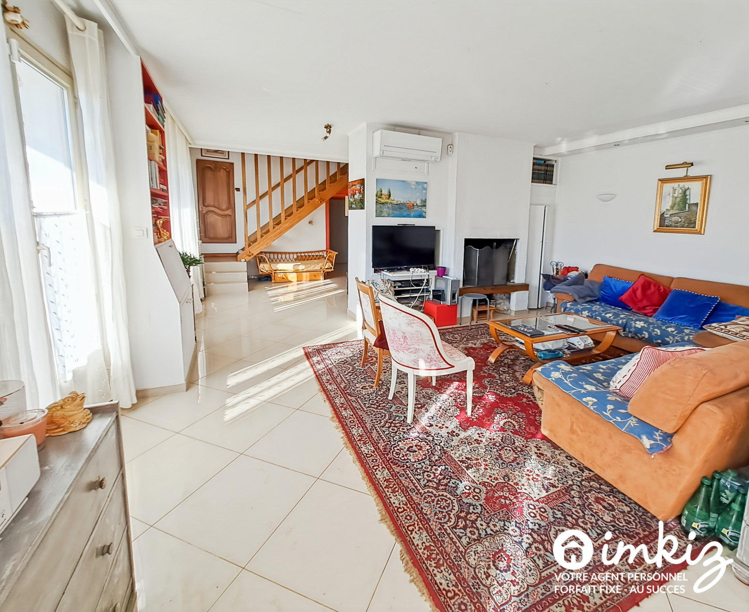 
                                                Vente
                                                 Maison 7 pièces, calme, grands volumes, lumineuse