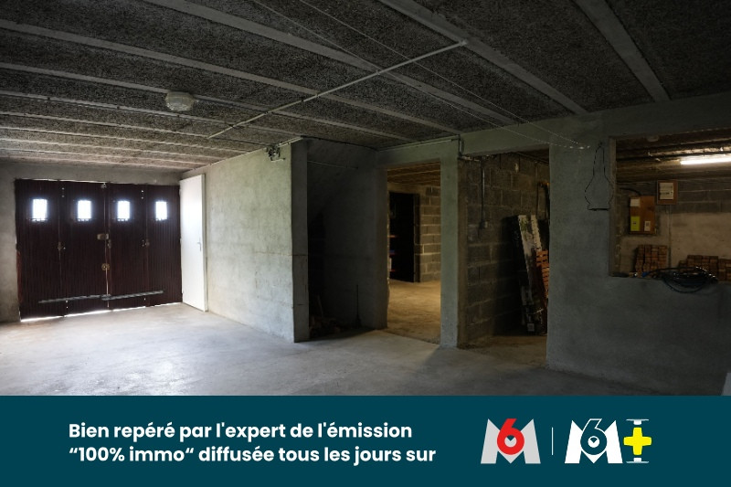 
                                                Vente
                                                 Maison 7 pièces de 118 m2