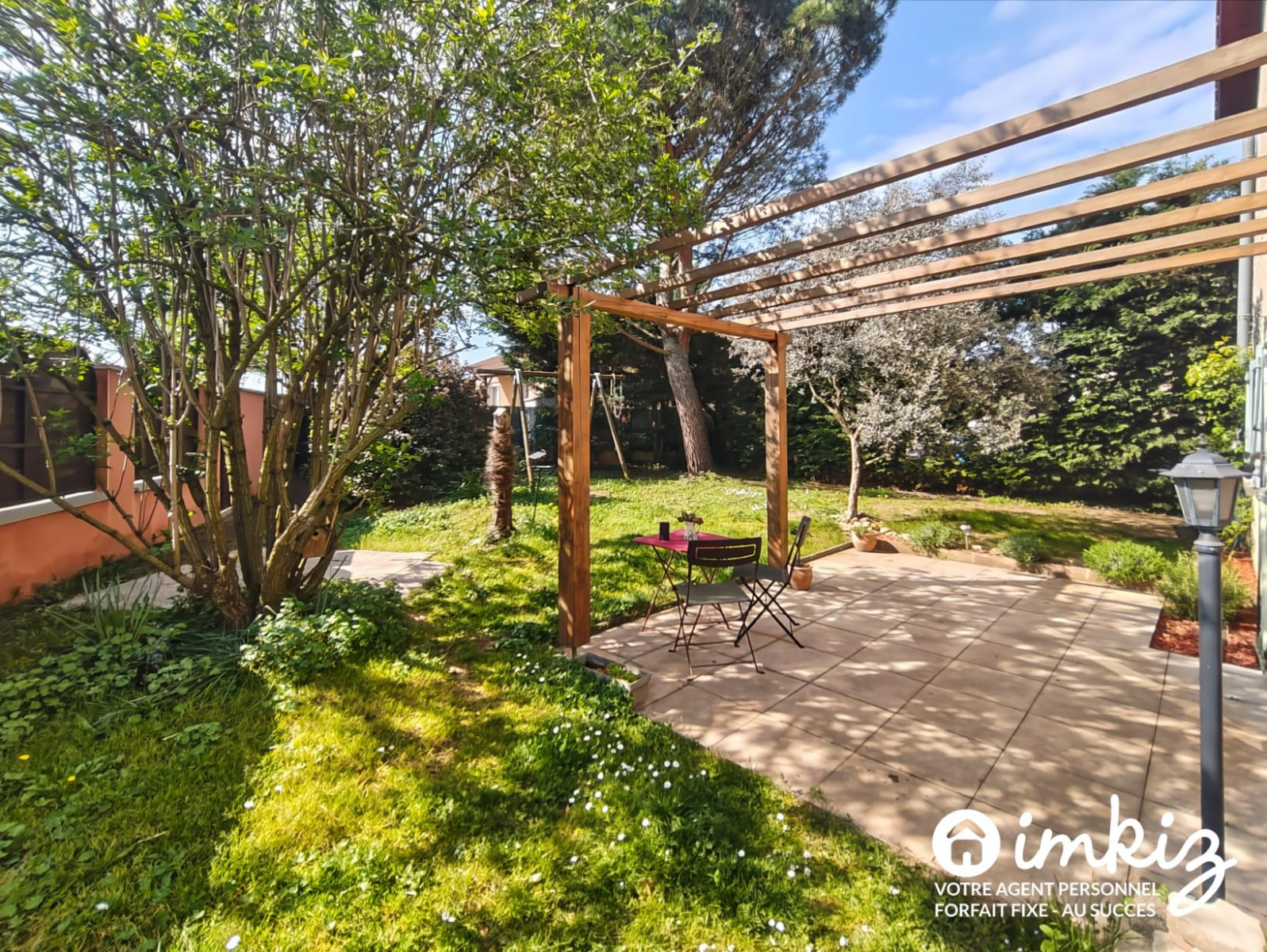 
                                                Vente
                                                 Maison 7 pièces + dépendance habitable isolée